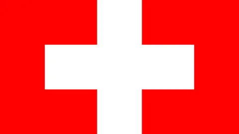 “山东泰山与成都蓉城中超较量裁判阵容揭晓”